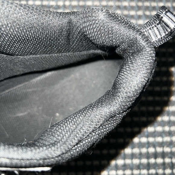 Men’s winter boots size 9 - Picture 3 of 4